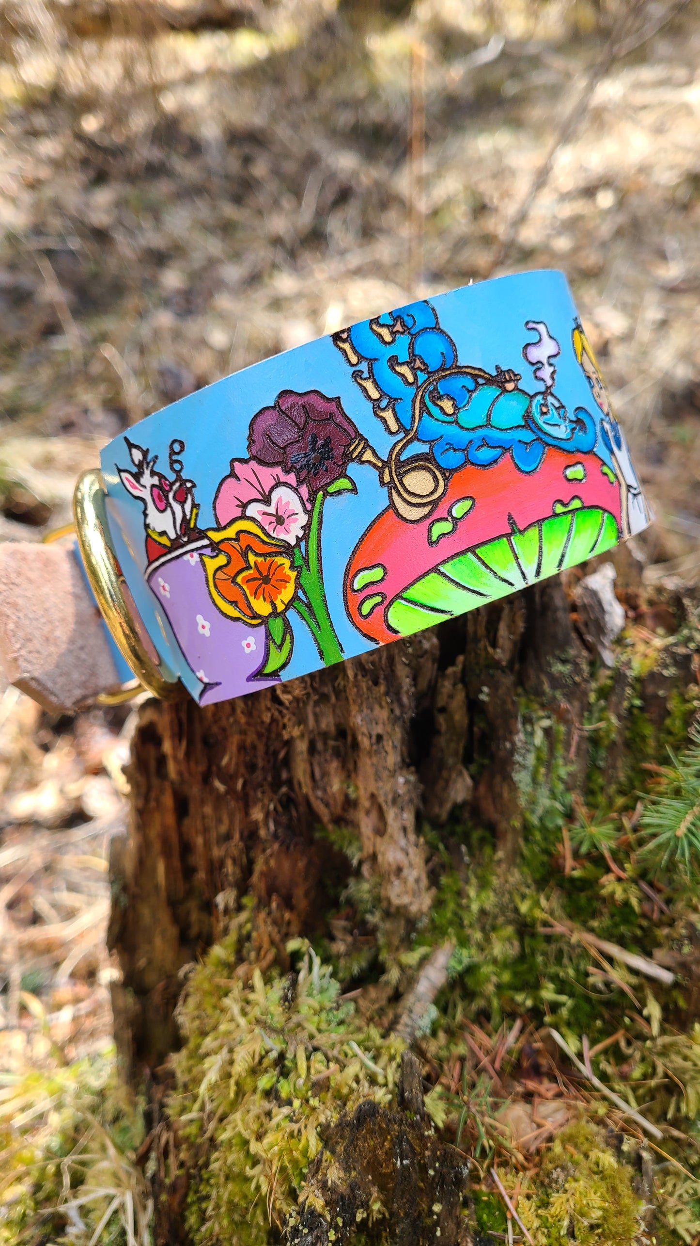 Ready to Ship- Wonderland Collar