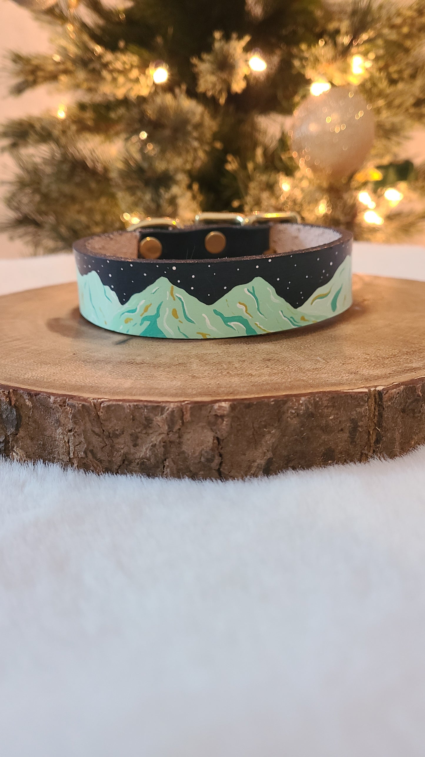 Running with the north collar auction