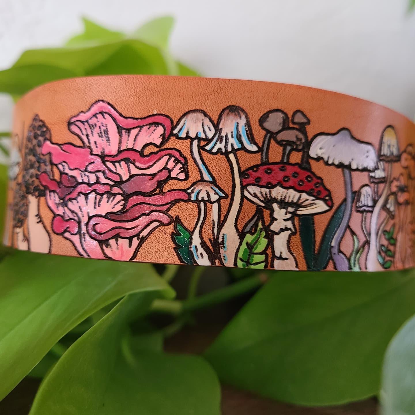 Fungi custom leather Dog Collar