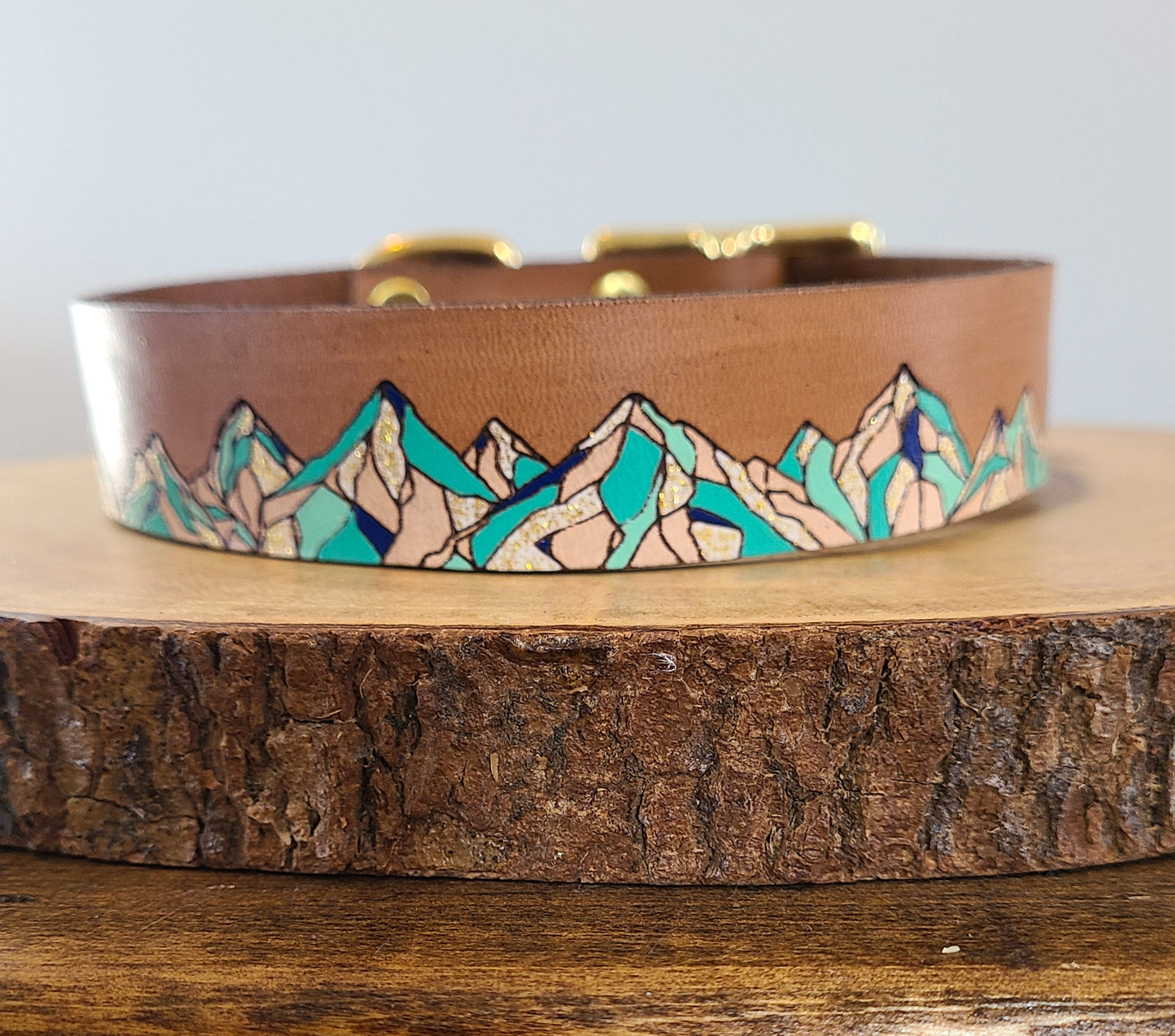 LUX mountain glitter collar