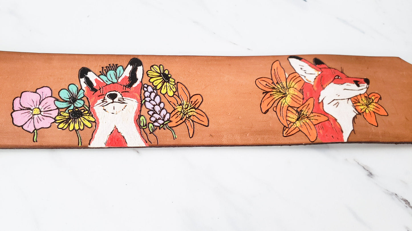 Frolicking Fox - Leather Dog Collar