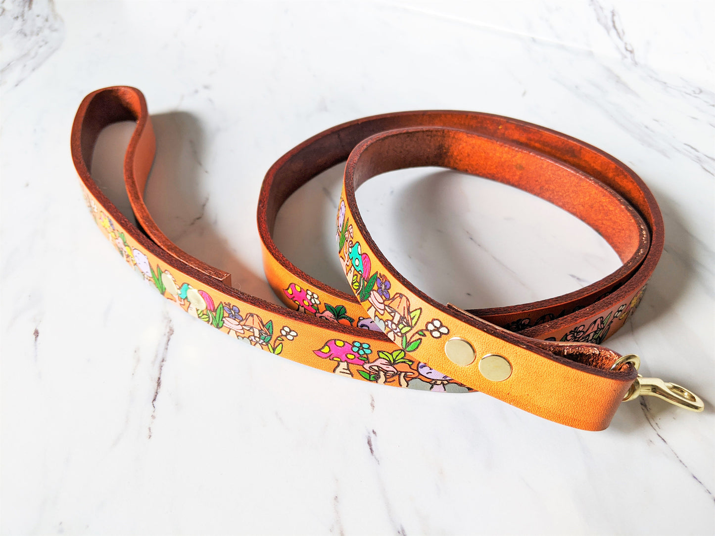 Mushroom Madness - Leather Leash